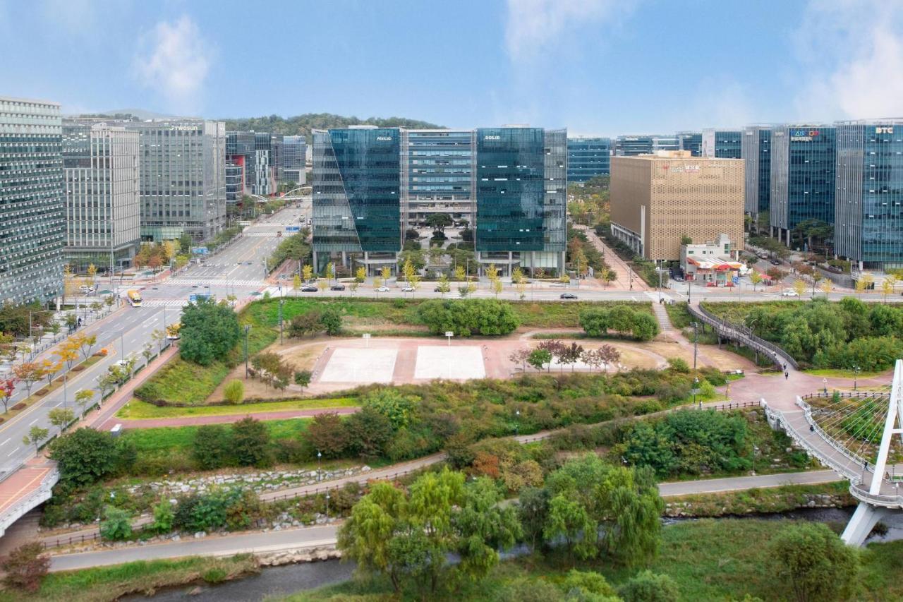 Courtyard By Marriott Seoul Pangyo Hotel Seongnam Exterior photo